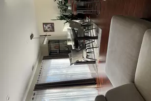 1327 Williamsburg Dr, Schaumburg, IL 60193 - Photo 16