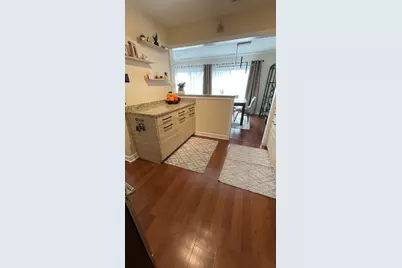 1327 Williamsburg Drive #B2, Schaumburg, IL 60193 - Photo 32