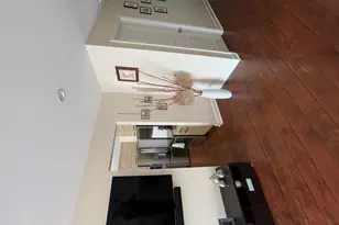 1327 Williamsburg Dr, Schaumburg, IL 60193 - Photo 18