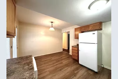 2720 Gilboa Avenue, Zion, IL 60099 - Photo 8