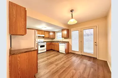 2720 Gilboa Avenue, Zion, IL 60099 - Photo 6