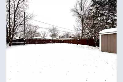 2720 Gilboa Avenue, Zion, IL 60099 - Photo 4