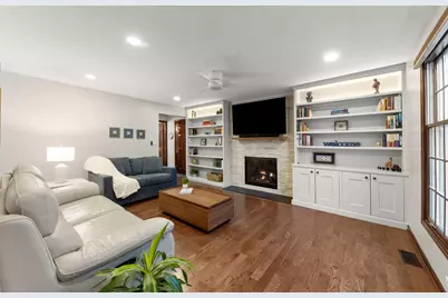 1336 Chestnut Ridge Drive, Naperville, IL 60540 - Photo 4