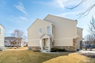 24944 W Franklin Ln, Plainfield, IL 60585 - Photo 2