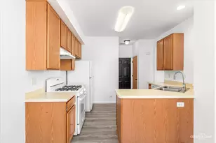 24944 W Franklin Ln, Plainfield, IL 60585 - Photo 6