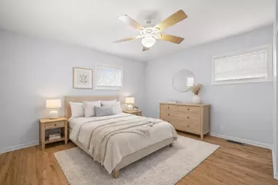 27W347 Washington Avenue, Winfield, IL 60190 - Photo 16