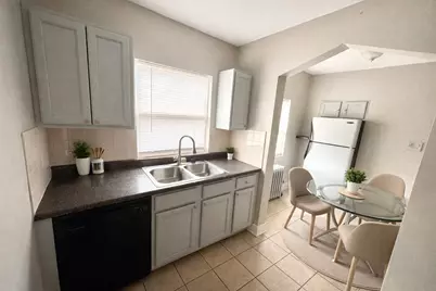 2419 N Oak Park Avenue #2C, Chicago, IL 60707 - Photo 2