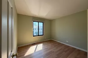 380 Pierce Ct, Vernon Hills, IL 60061 - Photo 12