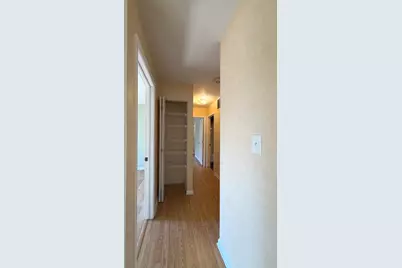 380 Pierce Court, Vernon Hills, IL 60061 - Photo 8