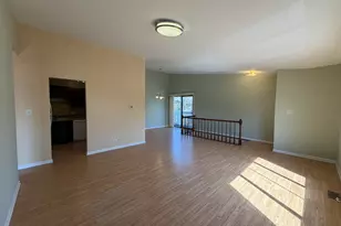 380 Pierce Ct, Vernon Hills, IL 60061 - Photo 4