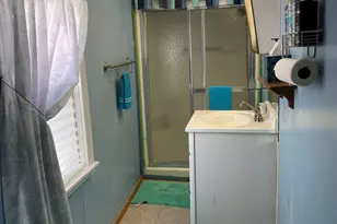 748 Laharpe St, Lasalle, IL 61301 - Photo 10