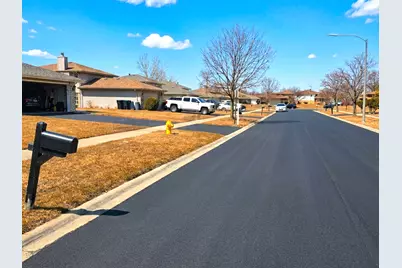 4050 Russet Way, Country Club Hills, IL 60478 - Photo 2