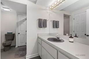 5443 Belmont Ct, Libertyville, IL 60048 - Photo 72