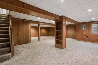 4620 Olmstead Drive, Hoffman Estates, IL 60192 - Photo 18