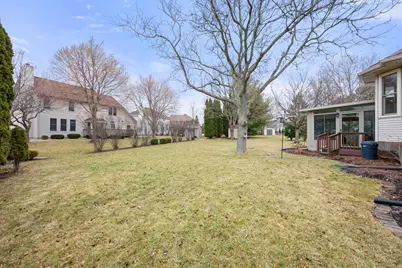 1119 Yorkshire North Drive, Sycamore, IL 60178 - Photo 36