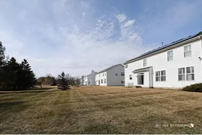 233 W Olmsted Lane, Round Lake, IL 60073 - Photo 28