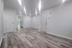 228 E Rimini Ct, Palatine, IL 60067 - Photo 8