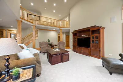 708 Stonehill Court, Sugar Grove, IL 60554 - Photo 12