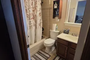 621 Hapsfield Ln, Buffalo Grove, IL 60089 - Photo 12