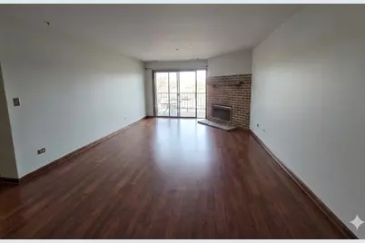 621 Hapsfield Lane #103, Buffalo Grove, IL 60089 - Photo 2