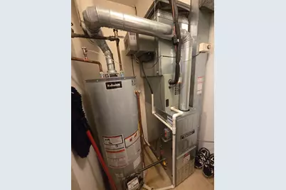 621 Hapsfield Lane #103, Buffalo Grove, IL 60089 - Photo 8