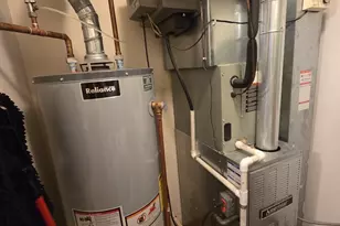 621 Hapsfield Ln, Buffalo Grove, IL 60089 - Photo 8