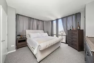 435 W Erie St, Chicago, IL 60610 - Photo 14