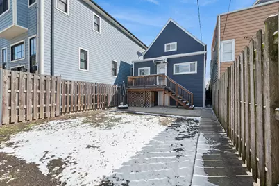 4104 N Claremont Avenue, Chicago, IL 60618 - Photo 20
