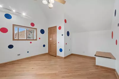 4104 N Claremont Avenue, Chicago, IL 60618 - Photo 12
