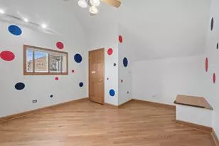 4104 N Claremont Ave, Chicago, IL 60618 - Photo 12