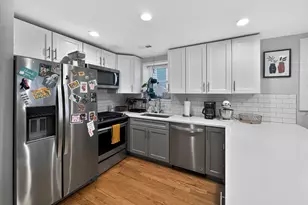 3534 W Wrightwood Ave, Chicago, IL 60647 - Photo 4