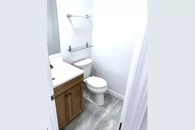 8639.5 W Foster Avenue #1N, Chicago, IL 60656 - Photo 12