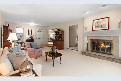 1107 W Francis Drive, Arlington Heights, IL 60005 - Photo 4