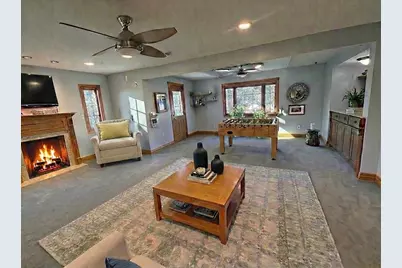 217 W Franklin Street, Rockton, IL 61072 - Photo 4