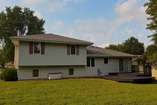 2215 Wheatland Terrace, Freeport, IL 61032 - Photo 24