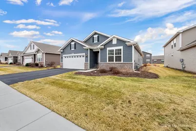 243 Durham Street, North Aurora, IL 60542 - Photo 2