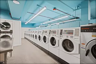 3930 N Pine Grove Ave, Chicago, IL 60613 - Photo 24