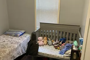 8329 S Burnham Ave, Chicago, IL 60617 - Photo 4