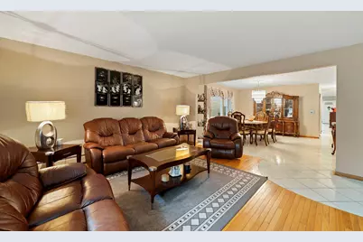 8729 W Summerdale Avenue, Chicago, IL 60656 - Photo 6