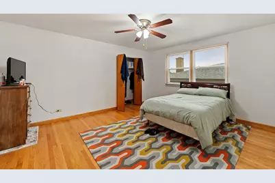 8729 W Summerdale Avenue, Chicago, IL 60656 - Photo 36