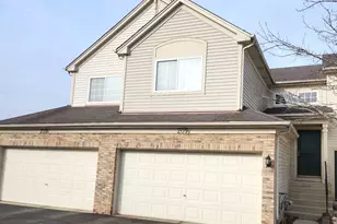 209 Nicole Dr, South Elgin, IL 60177 - Photo 2