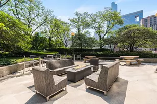 10 E Ontario St, Chicago, IL 60611 - Photo 16