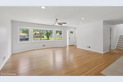 [Address not provided], Glenview, IL 60025 - Photo 4