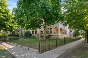 1351 W Wilson Ave, Chicago, IL 60640 - Photo 2