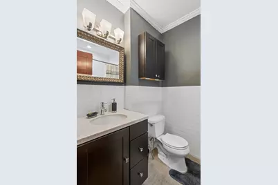 1351 W Wilson Avenue #1, Chicago, IL 60640 - Photo 14