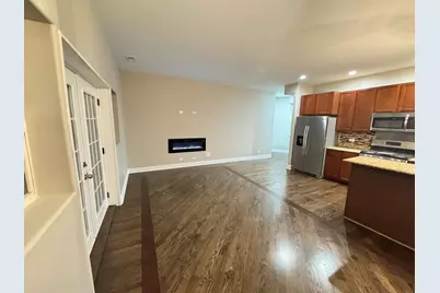 543 E 43rd Street #3W, Chicago, IL 60653 - Photo 2