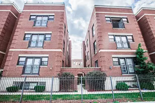 543 E 43rd St, Chicago, IL 60653 - Photo 1