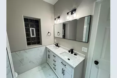 543 E 43rd Street #3W, Chicago, IL 60653 - Photo 18