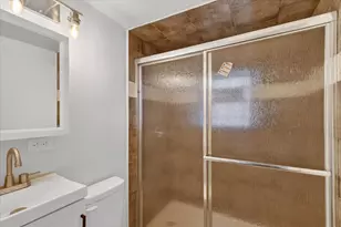 6229 S Bishop St, Chicago, IL 60636 - Photo 34