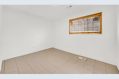 341 Boston Street, Chicago Heights, IL 60411 - Photo 12